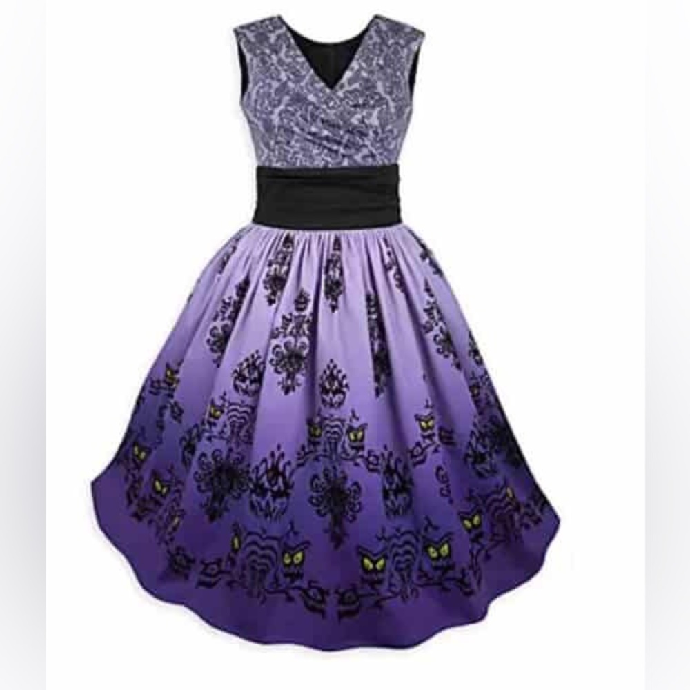 Disney dress shop haunted mansion, ombre dress size small